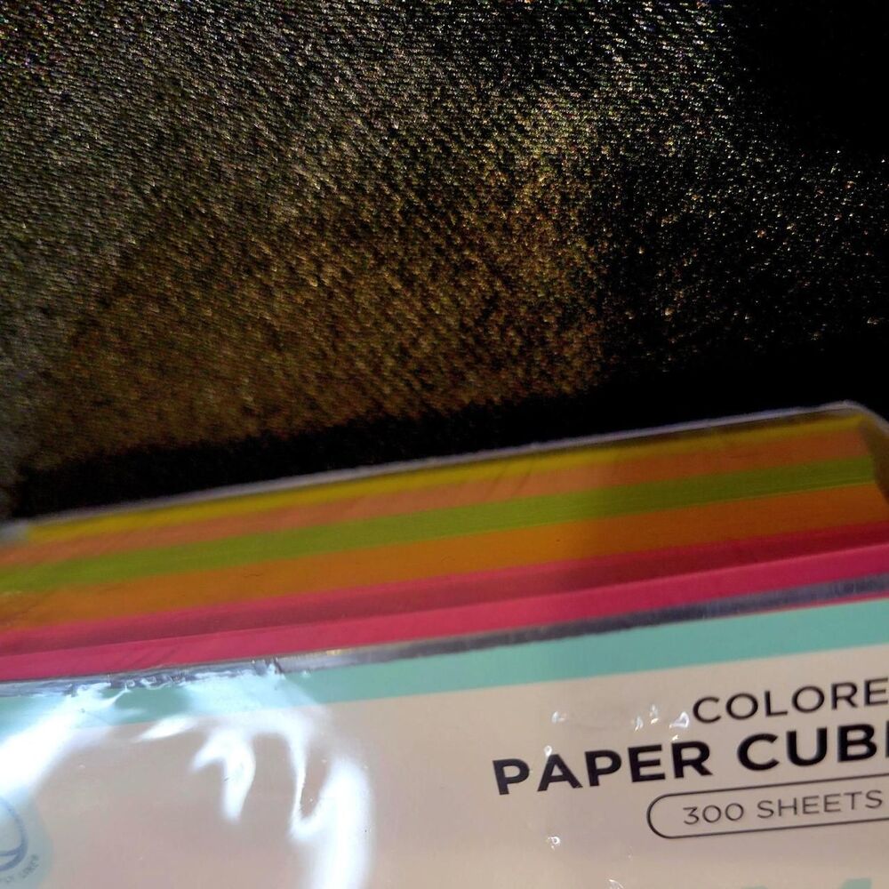 Colored Paper Cube - Picture 4 of 8